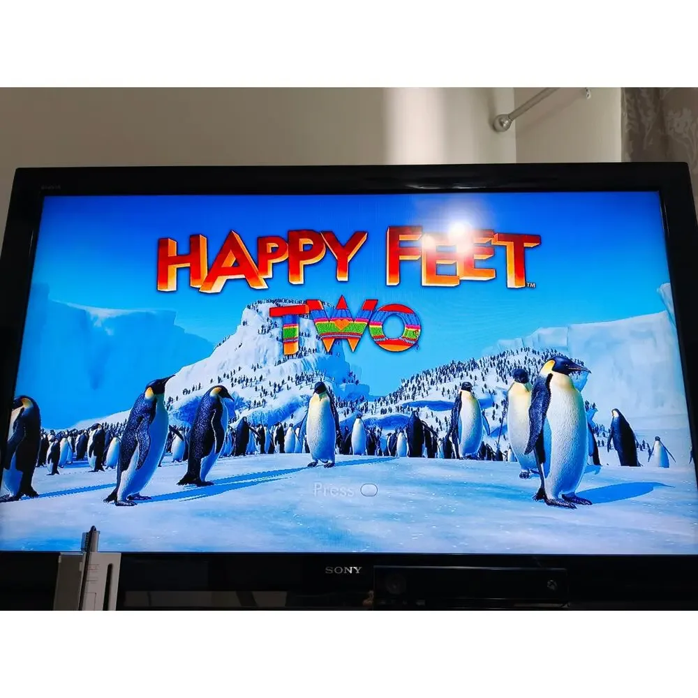 Happy Feet Two Xbox 360 CIB Complete w/ Manual WB Games